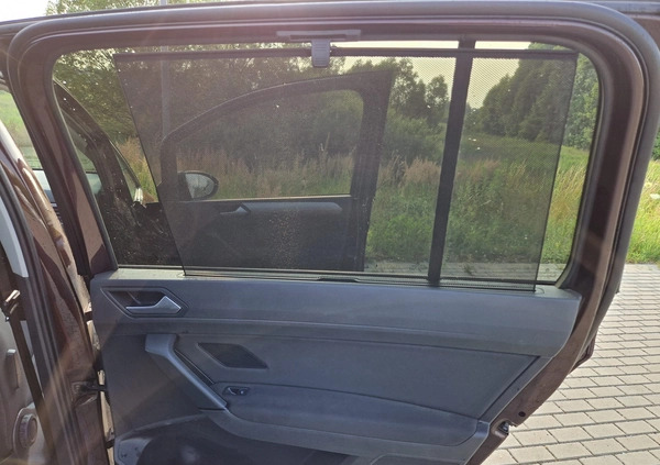 Volkswagen Touran cena 75900 przebieg: 59900, rok produkcji 2019 z Kraków małe 497